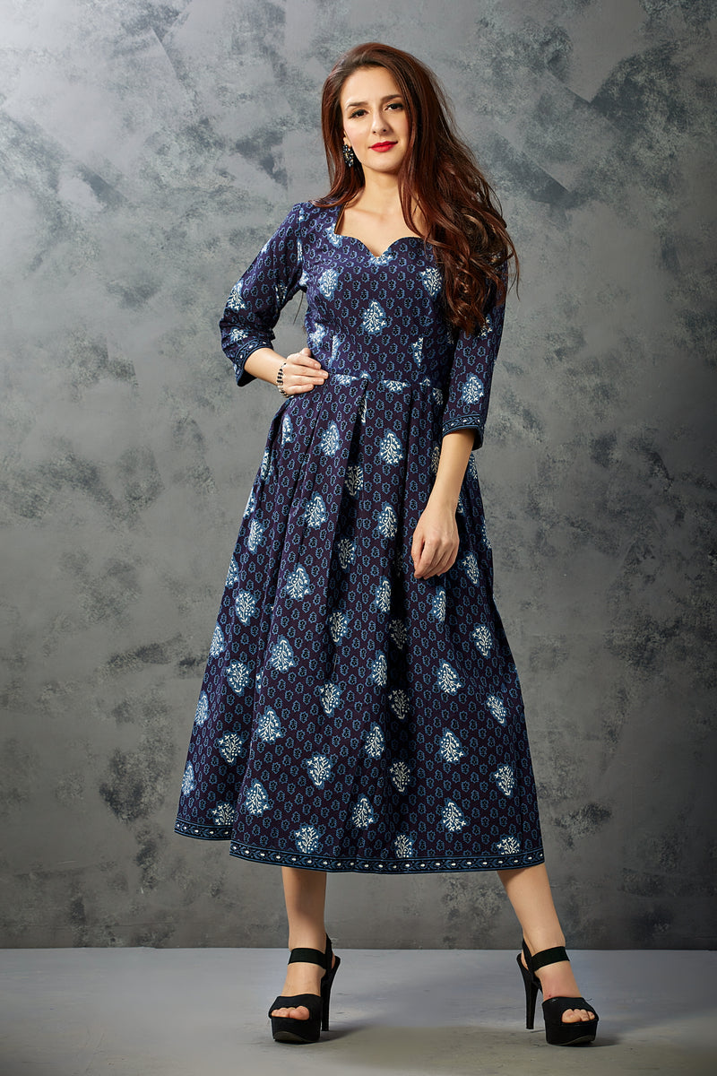 Midnight Blue Dress with Sweetheart Neck