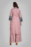 Comfy And Stylish Pakistani Suit For Any Occasion