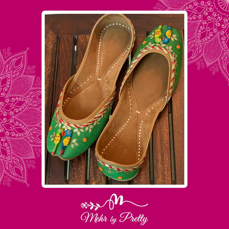 Parrot Gota Work Jutti